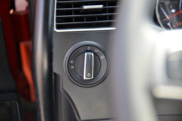 һ����� J6L�п� ��Ӣ�� 240���� 4X2 6.75�ײ�դʽ�ػ���(CA5180CCYP62K1L4A1E5)ͼƬ