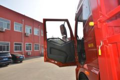 一汽解放 J6L中卡 精英版 240马力 4X2 6.75米仓栅式载货车(CA5180CCYP62K1L4A1E5)