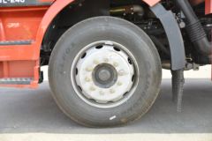 一汽解放 J6L中卡 质惠版绿通 240马力 4X2 6.8米厢式载货车(国六)(CA5180XXYP62K1L4A2E6)