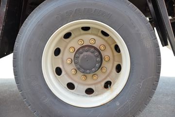 һ����� J6L�п� ��Ӣ�� 240���� 4X2 6.75�ײ�դʽ�ػ���(CA5180CCYP62K1L4A1E5)ͼƬ