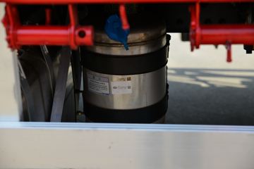 һ����� J6L�п� ��Ӣ�� 240���� 4X2 6.75�ײ�դʽ�ػ���(CA5180CCYP62K1L4A1E5)ͼƬ