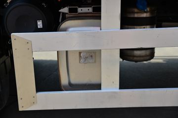 һ����� J6L�п� ��Ӣ�� 240���� 4X2 6.75�ײ�դʽ�ػ���(CA5180CCYP62K1L4A1E5)ͼƬ