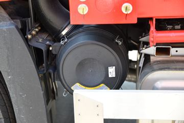 һ����� J6L�п� ��Ӣ�� 240���� 4X2 6.75�ײ�դʽ�ػ���(CA5180CCYP62K1L4A1E5)ͼƬ