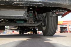 一汽解放 J6L中卡 精英版 240马力 4X2 6.75米仓栅式载货车(CA5180CCYP62K1L4A1E5)