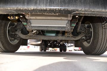 һ����� J6L�п� ��Ӣ�� 240���� 4X2 6.75�ײ�դʽ�ػ���(CA5180CCYP62K1L4A1E5)ͼƬ