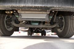 一汽解放 J6L中卡 精英版 240马力 4X2 6.75米仓栅式载货车(CA5180CCYP62K1L4A1E5)