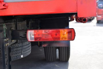 һ����� J6L�п� ��Ӣ�� 240���� 4X2 6.75�ײ�դʽ�ػ���(CA5180CCYP62K1L4A1E5)ͼƬ