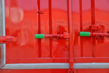 һ����� J6L�п� ��Ӣ�� 240���� 4X2 6.75�ײ�դʽ�ػ���(CA5180CCYP62K1L4A1E5)ͼƬ