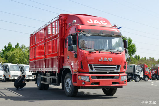 ���� ����˹V9 220���� 4X2 5.95�ײ�դʽ�ػ���