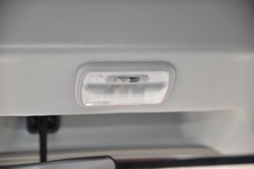 ���� ����˹V9 220���� 4X2 6.8�ײ�դʽ�ػ���(HFC5180CCYB90K2E2S)ͼƬ