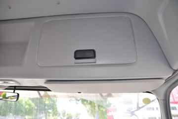 ���� ����˹V9 220���� 4X2 6.8�ײ�դʽ�ػ���(HFC5180CCYB90K2E2S)ͼƬ