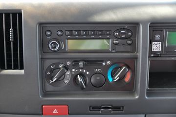 ���� ����˹V9 220���� 4X2 6.8�ײ�դʽ�ػ���(HFC5180CCYB90K2E2S)ͼƬ