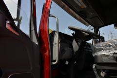 江淮 德沃斯V9 220马力 4X2 6.8米仓栅式载货车(HFC5180CCYB90K2E2S)