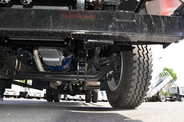 ���� ����˹V9 220���� 4X2 6.8�ײ�դʽ�ػ���(HFC5180CCYB90K2E2S)ͼƬ