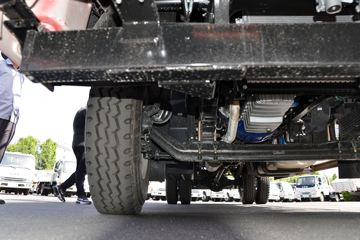 ���� ����˹V9 220���� 4X2 6.8�ײ�դʽ�ػ���(HFC5180CCYB90K2E2S)ͼƬ