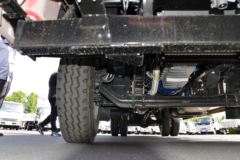 江淮 德沃斯V9 220马力 4X2 6.8米仓栅式载货车(HFC5180CCYB90K2E2S)