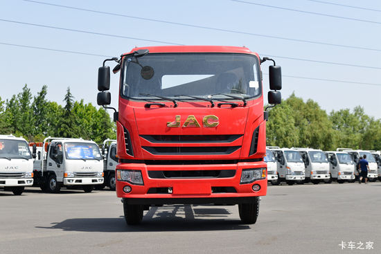  ˹Q9 220 4X2 6.78Űػ()(HFC1181B80K1E2S)