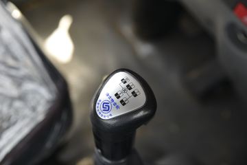 ���� ����˹Q9 195���� 4X2 6.2�������ػ���(����)(HFC1181B80K1D4S)ͼƬ