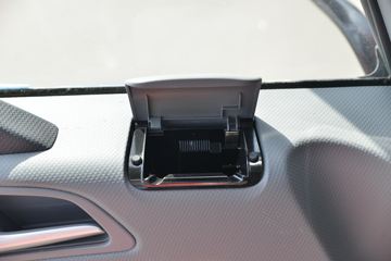 ���� ����˹Q9 195���� 4X2 6.2�������ػ���(����)(HFC1181B80K1D4S)ͼƬ