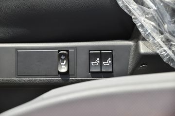 ���� ����˹Q9 195���� 4X2 6.2�������ػ���(����)(HFC1181B80K1D4S)ͼƬ