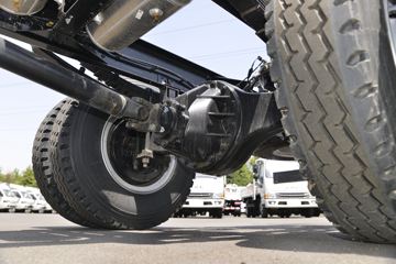 ���� ����˹Q9 195���� 4X2 6.2�������ػ���(����)(HFC1181B80K1D4S)ͼƬ