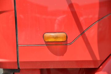 ���� �����A5L�п� 220���� 4X2 6.8����ʽ�ػ���(HFC5181XXYP3K2A50S2V)ͼƬ