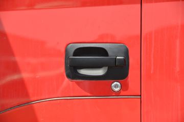 ���� �����A5L�п� 220���� 4X2 6.8����ʽ�ػ���(HFC5181XXYP3K2A50S2V)ͼƬ