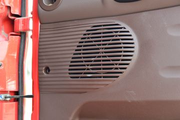 ���� �����A5L�п� 220���� 4X2 6.8����ʽ�ػ���(HFC5181XXYP3K2A50S2V)ͼƬ