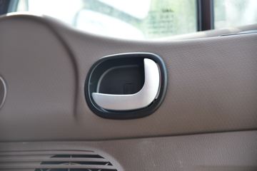 ���� �����A5L�п� 220���� 4X2 6.8����ʽ�ػ���(HFC5181XXYP3K2A50S2V)ͼƬ