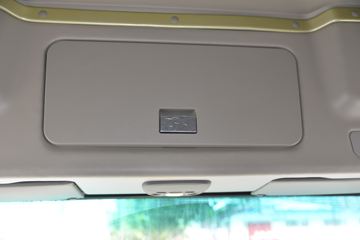 ���� �����A5L�п� 220���� 4X2 6.8����ʽ�ػ���(HFC5181XXYP3K2A50S2V)ͼƬ