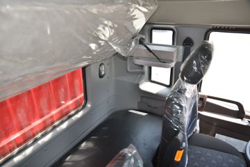 ���� �����A5L�п� 220���� 4X2 6.8����ʽ�ػ���(HFC5181XXYP3K2A50S2V)ͼƬ