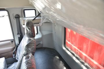 ���� �����A5L�п� 220���� 4X2 6.8����ʽ�ػ���(HFC5181XXYP3K2A50S2V)ͼƬ