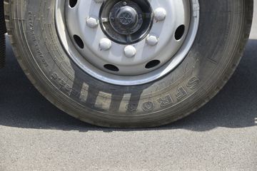 ���� �����A5L�п� 220���� 4X2 6.8����ʽ�ػ���(HFC5181XXYP3K2A50S2V)ͼƬ