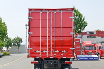 ���� �����A5L�п� 220���� 4X2 6.8����ʽ�ػ���(HFC5181XXYP3K2A50S2V)ͼƬ