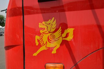 ���� �����A5L�п� 220���� 4X2 6.8�ײ�դʽ�ػ���(HFC5181CCYP3K2A50S2HV)ͼƬ