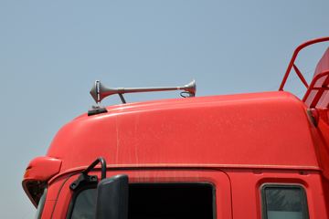 ���� �����A5L�п� 220���� 4X2 6.8�ײ�դʽ�ػ���(HFC5181CCYP3K2A50S2HV)ͼƬ