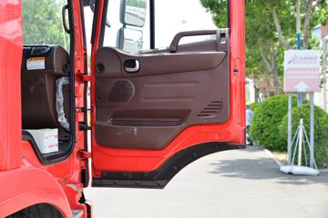 ���� �����A5L�п� 220���� 4X2 6.8�ײ�դʽ�ػ���(HFC5181CCYP3K2A50S2HV)ͼƬ