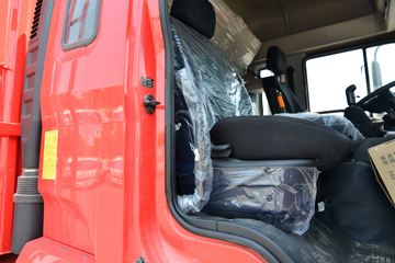 ���� �����A5L�п� 220���� 4X2 6.8�ײ�դʽ�ػ���(HFC5181CCYP3K2A50S2HV)ͼƬ