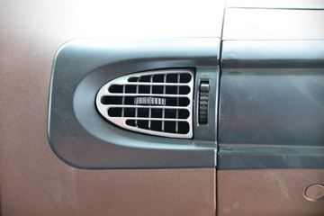 ���� �����A5L�п� 220���� 4X2 6.8�ײ�դʽ�ػ���(HFC5181CCYP3K2A50S2HV)ͼƬ