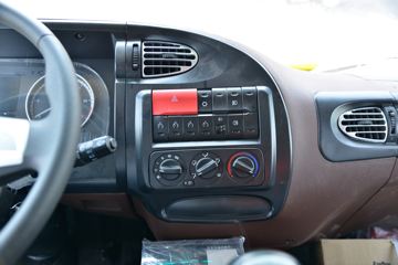 ���� �����A5L�п� 220���� 4X2 6.8�ײ�դʽ�ػ���(HFC5181CCYP3K2A50S2HV)ͼƬ