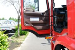 江淮 格尔发A5L中卡 220马力 4X2 6.8米仓栅式载货车(HFC5181CCYP3K2A50S2HV)