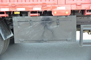 ���� �����A5L�п� 220���� 4X2 6.8�ײ�դʽ�ػ���(HFC5181CCYP3K2A50S2HV)ͼƬ