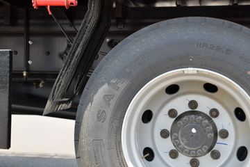 ���� �����A5L�п� 220���� 4X2 6.8�ײ�դʽ�ػ���(HFC5181CCYP3K2A50S2HV)ͼƬ