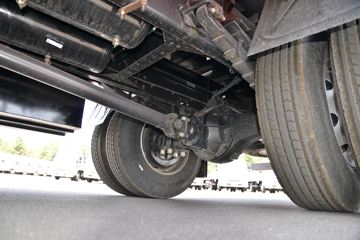 ���� �����A5L�п� 220���� 4X2 6.8�ײ�դʽ�ػ���(HFC5181CCYP3K2A50S2HV)ͼƬ