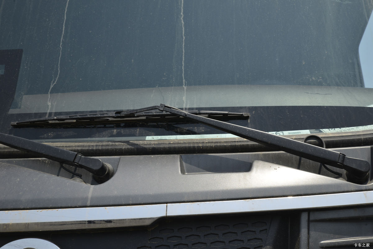 ���� �����A5W�ؿ� 480���� 6X4ǣ����(HFC4251P12K7E33S2V)���                                                