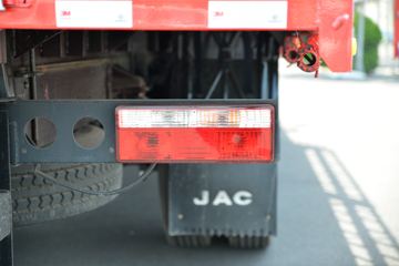 ���� �����A5L�п� 220���� 4X2 6.8�ײ�դʽ�ػ���(HFC5181CCYP3K2A50S2HV)ͼƬ