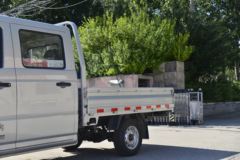 凯马 锐捷 1.6L 122马力 汽油 2.35米双排栏板微卡(国六)(KMC1033Q340S6)