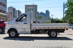 凯马 锐捷 1.6L 122马力 2.7米单排栏板微卡(国六)(KMC1033Q340D6)