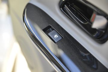 ���� ��� 1.6L 122���� 2.7�׵�������΢��(����)(KMC1033Q340D6)ͼƬ