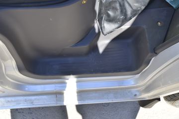 ���� ��� 1.6L 122���� 2.7�׵�������΢��(����)(KMC1033Q340D6)ͼƬ